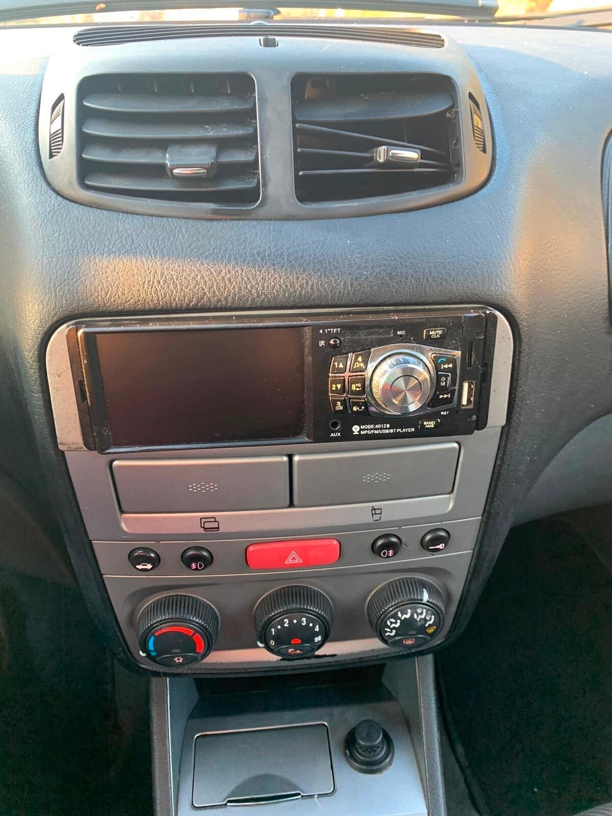 Alfa Romeo 147 1.9 JTD (120) 5 porte Progression