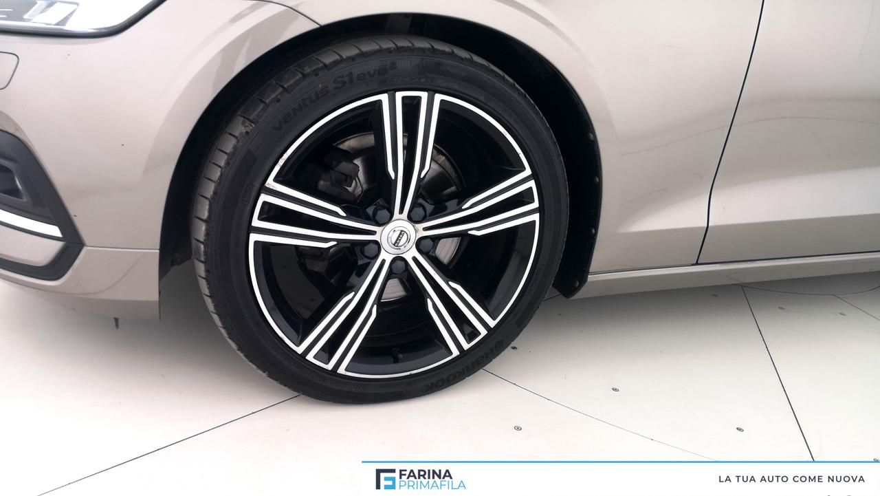 VOLVO V60 II 2019 - V60 2.0 d4 Inscription awd geartronic