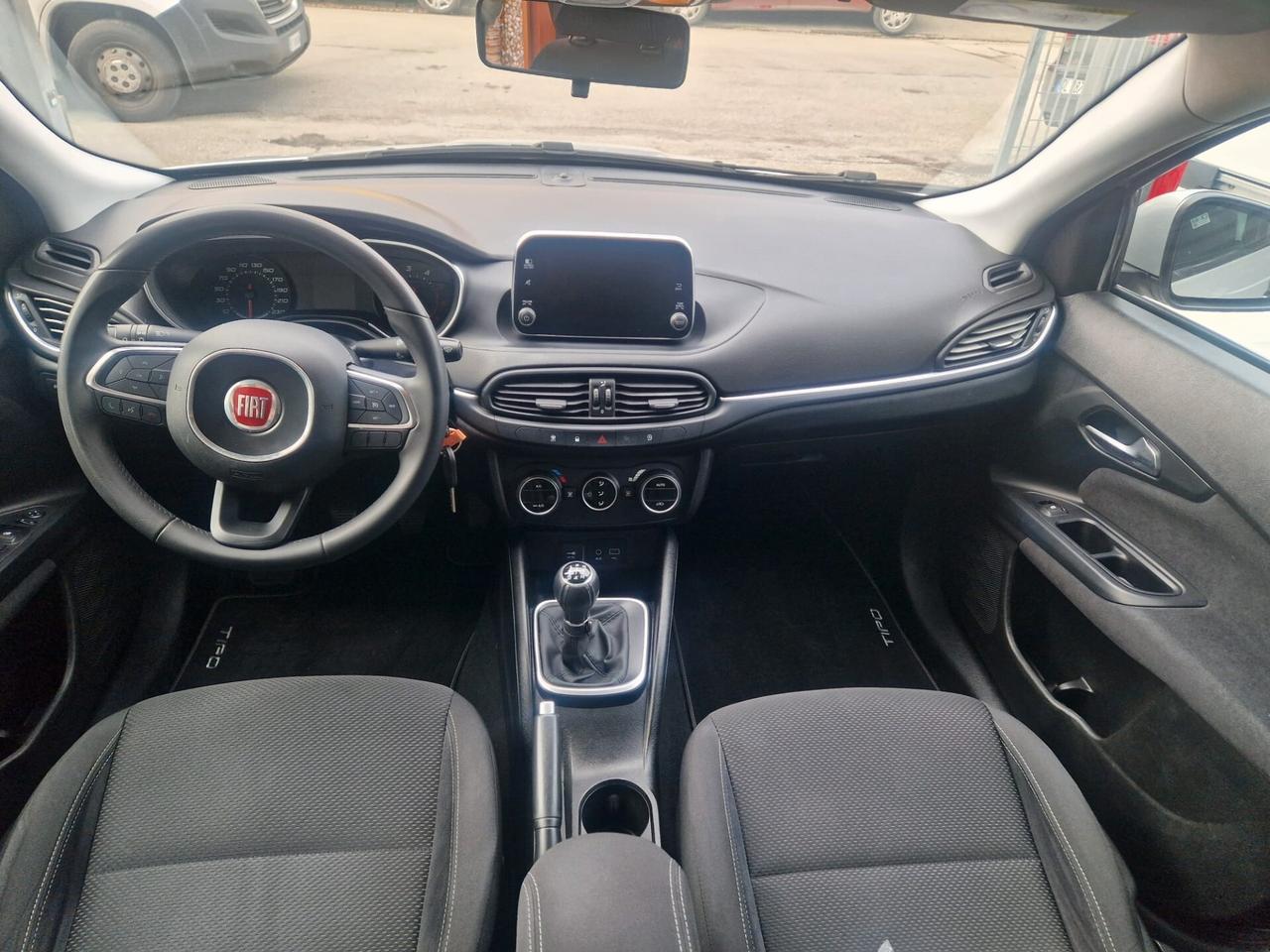Fiat Tipo 1.3 MTJ SeS SW LOUNGE