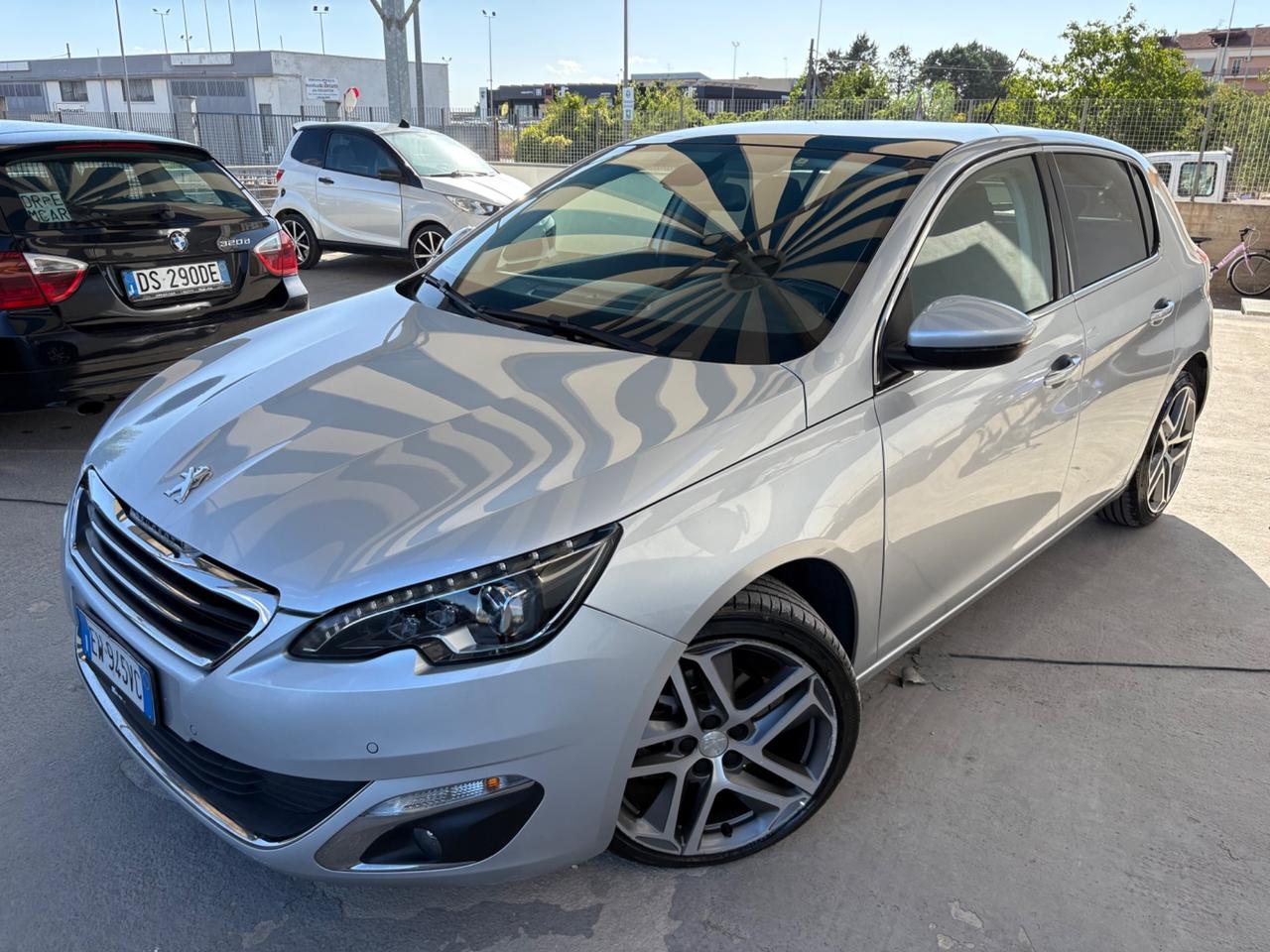 Peugeot 308 1.6 e-HDi 115 CV Stop&Start Allure