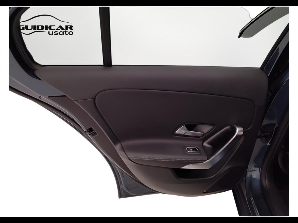 Mercedes-Benz Classe A - W177 2018 - A 200 d Sport 4matic auto