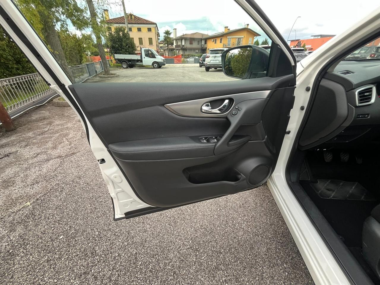 Nissan Qashqai 1.7 dCi 150 CV N-Connecta