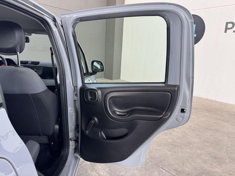 FIAT Panda 1.2 Easy 69cv E6 UNIPRO NEOPATENTATI CRONOLOGIA TAGLIANDI