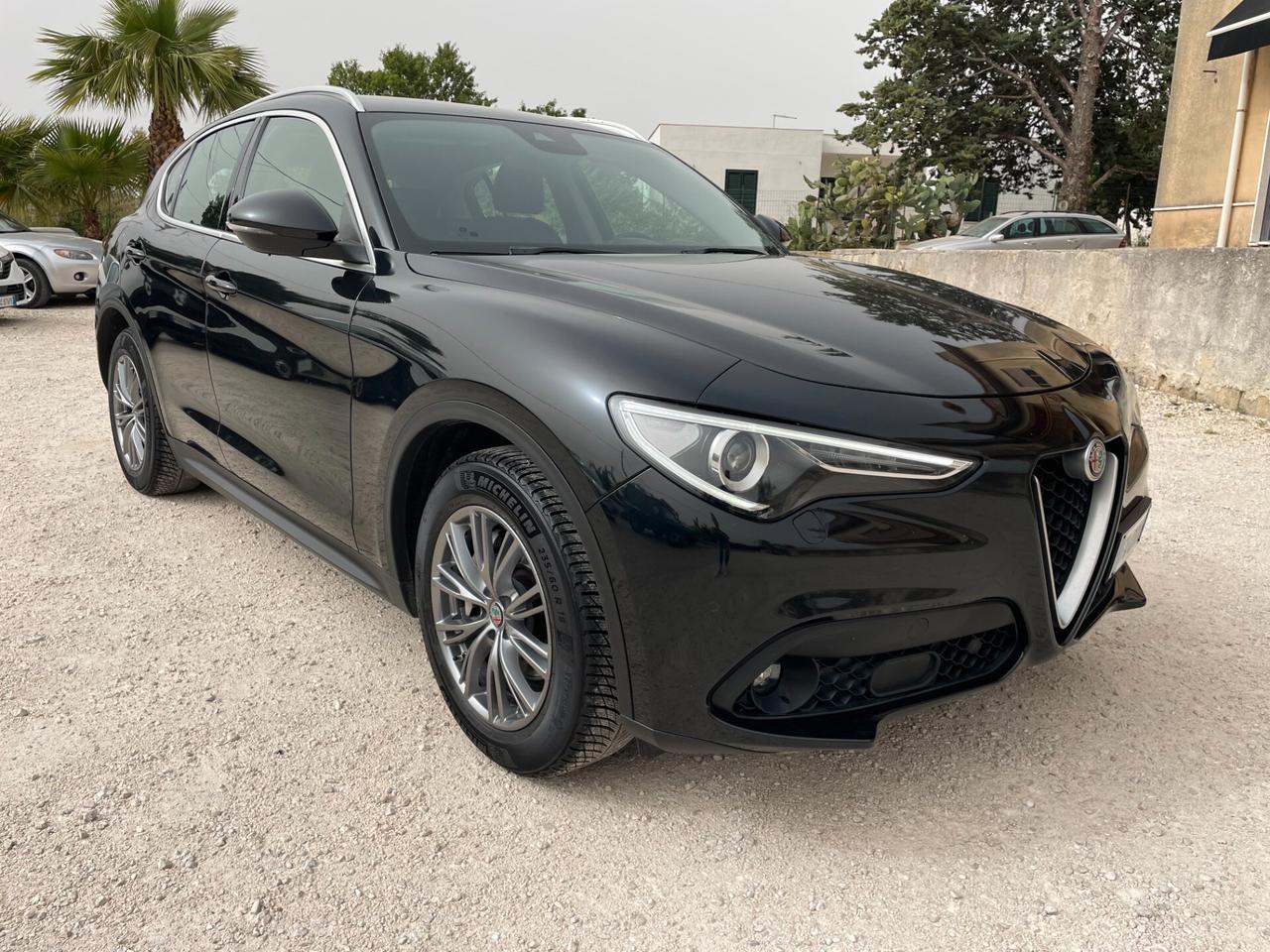 Alfa Romeo Stelvio 2.2 Turbodiesel 160 CV AT8 RWD Business