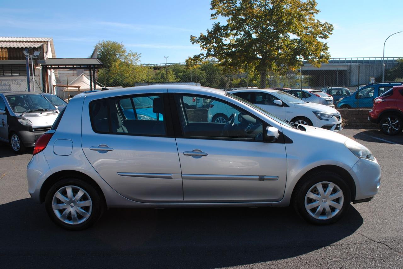 RENAULT CLIO 1.2 75 CV