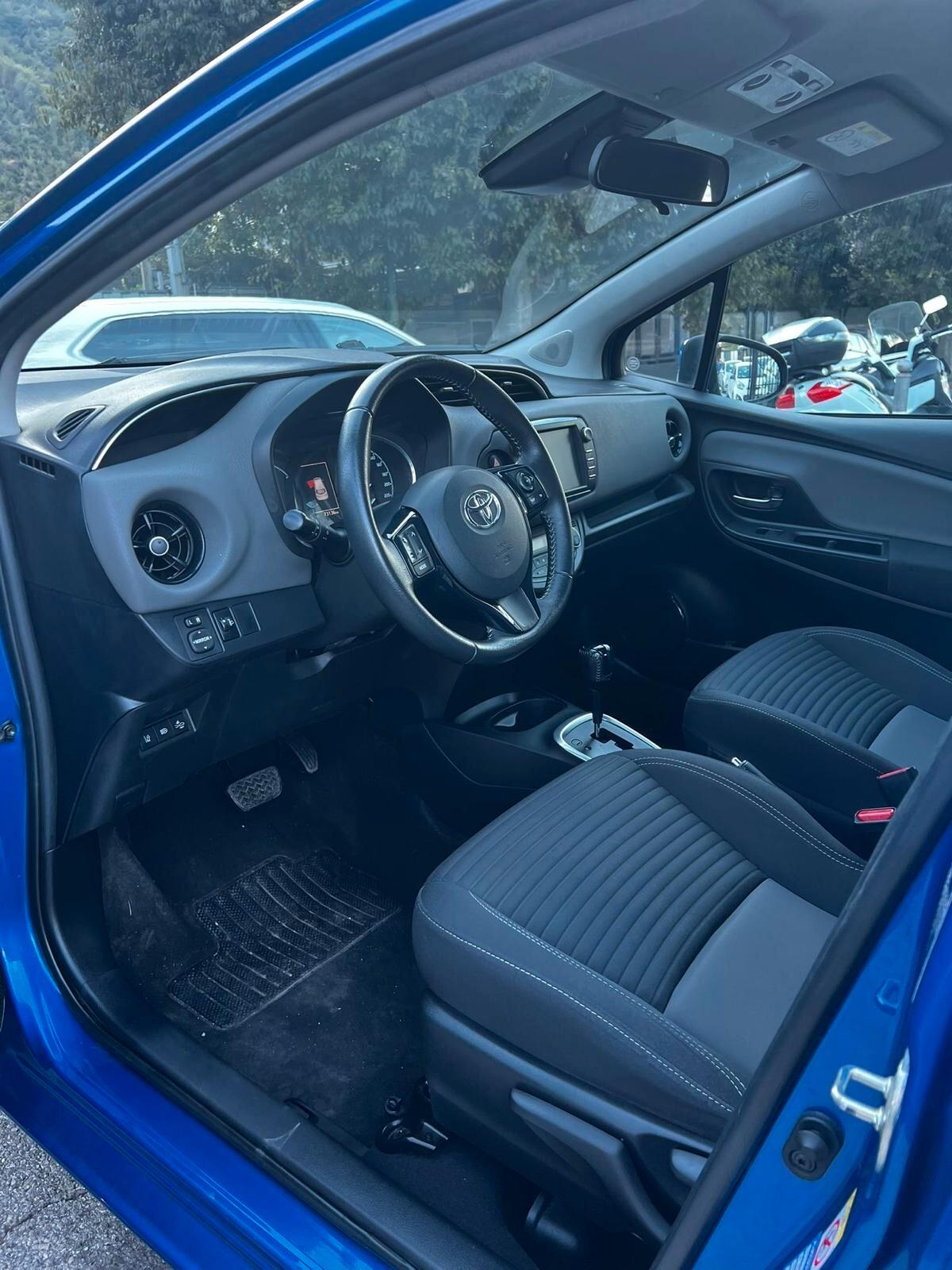 Toyota Yaris 1.5 Hybrid 5 porte Active