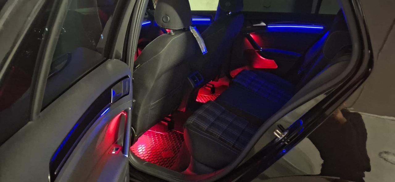 Volkswagen Golf 2.0 TDI DSG 5p.