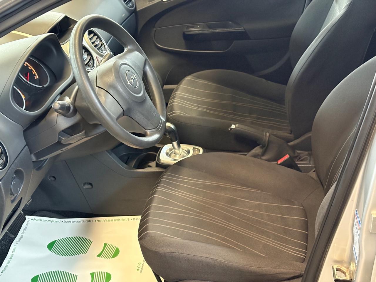 Opel Corsa 1.4 16V 5 porte AUTOMATICA