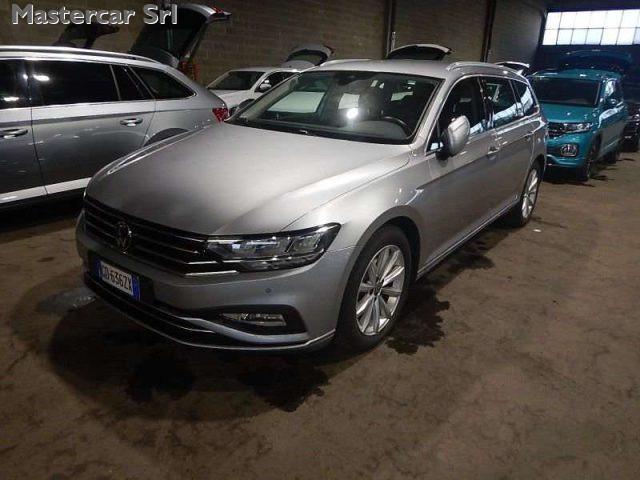 VOLKSWAGEN Passat Variant 2.0 tdi Business 150cv dsg 7m Cockpit - GD636ZX