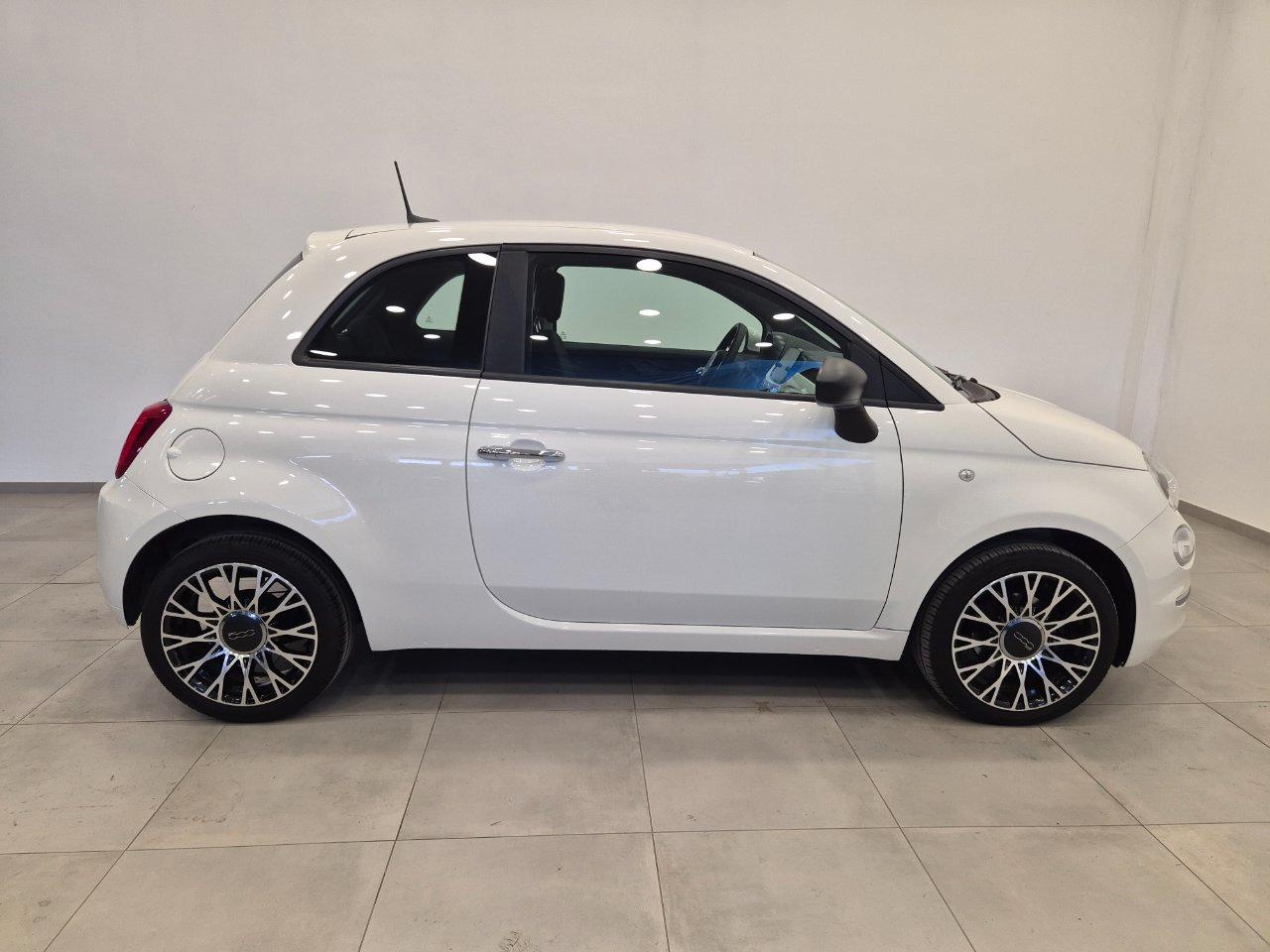 Fiat 500 1.0 hybrid Club 70cv - NEOATENTATI - PREZZO REALE !!