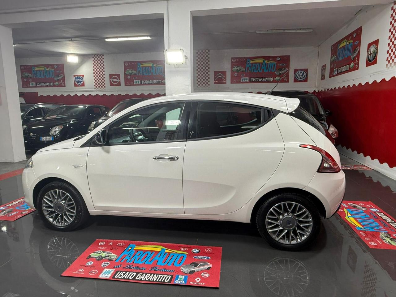 Lancia Ypsilon 1.2 69cv Platinum - 2011