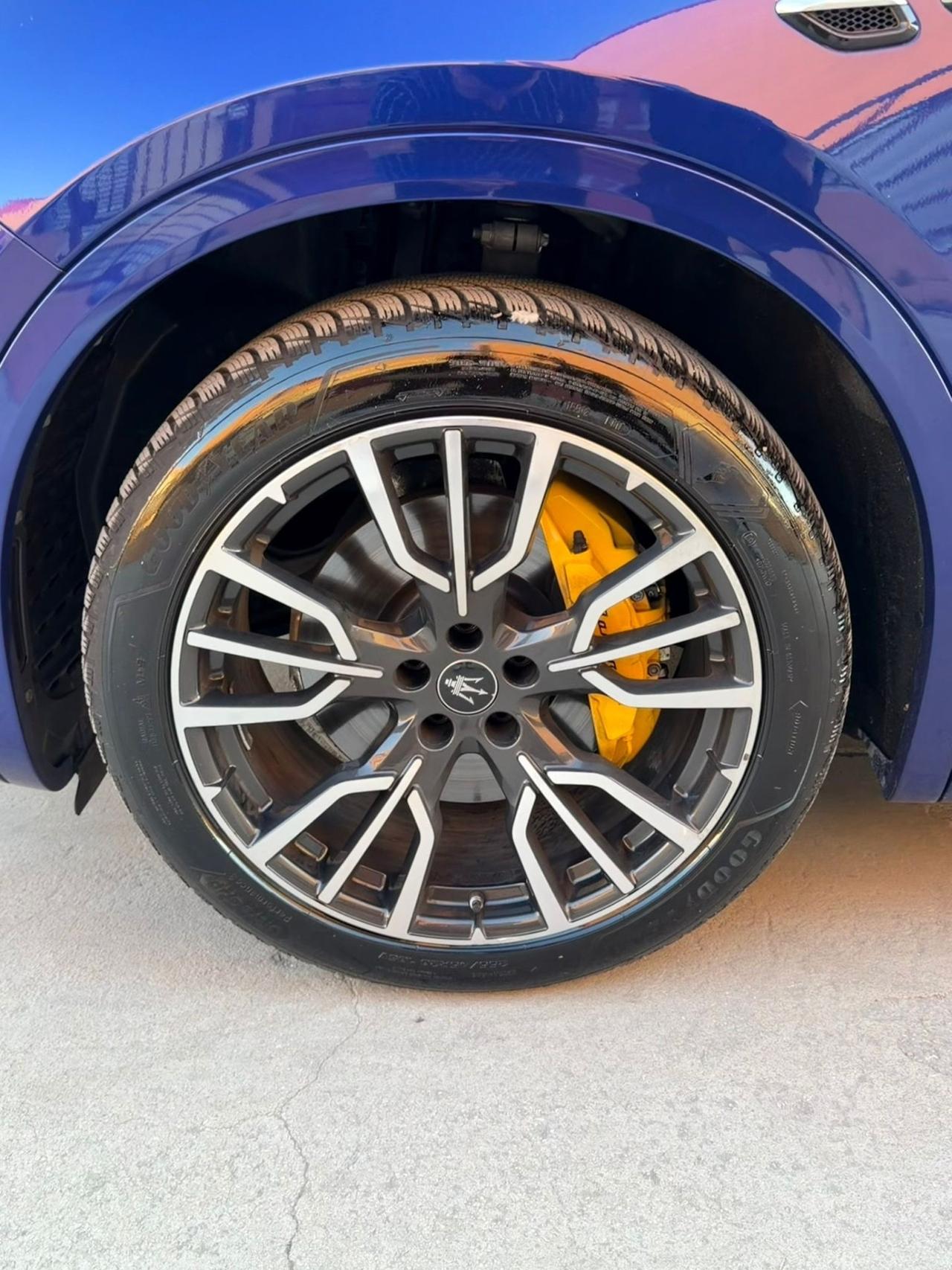 Maserati Grecale MHEV 300 CV AWD GT