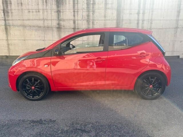Toyota Aygo 1.0 VVT-i X-Wave