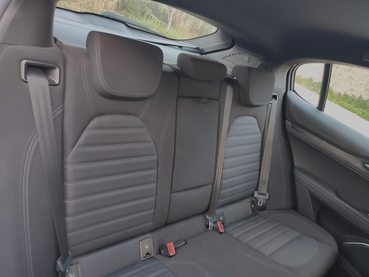 Alfa Romeo Stelvio SUPER TELECAMERA NAVIGATORE 2.2 TURBO DIESEL 160 CV AT8
