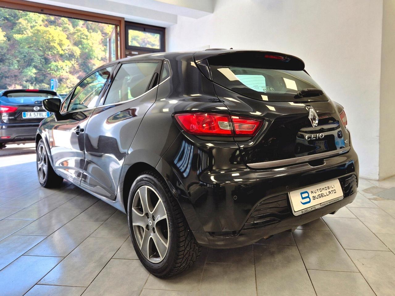 Renault Clio 1.5 dCi 8V 75CV 5 porte Wave