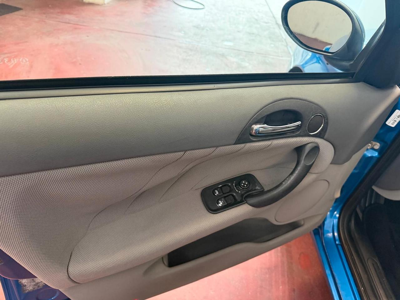 Alfa Romeo 147 1.6 16V TS 5 porte Black Line