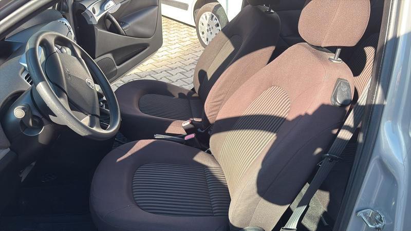 Lancia Ypsilon 3 Porte Ypsilon 1.2 8v Platino