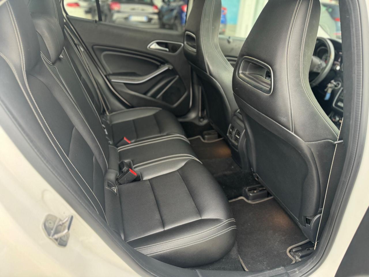 Mercedes-benz GLA 200d 4Matic Premium AMG edition