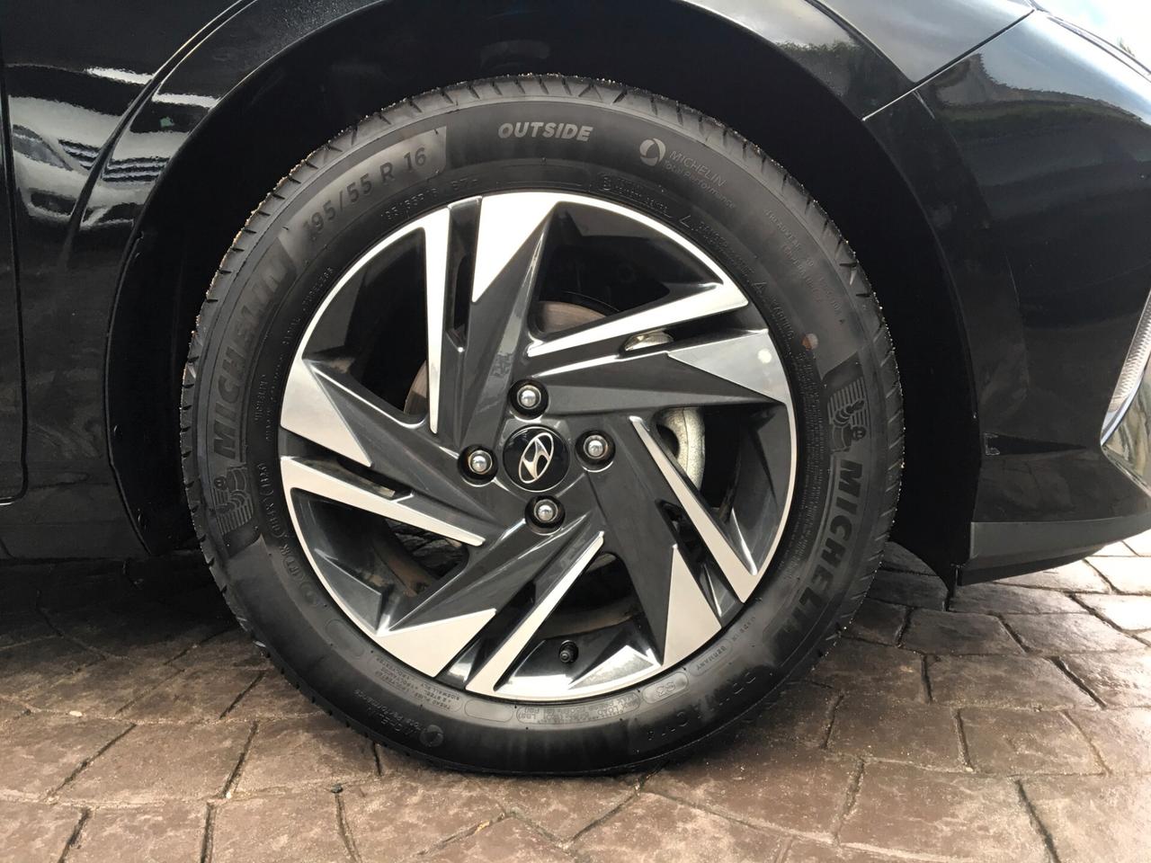 Hyundai i20 1.2 MPI MT ConnectLine