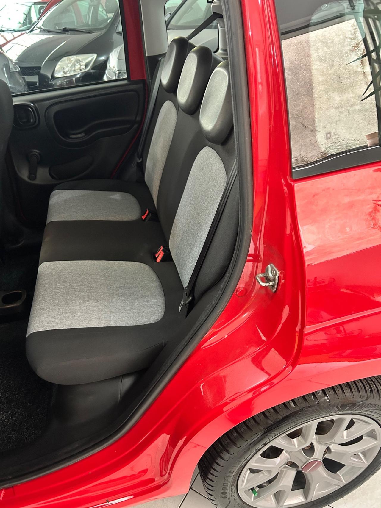 Fiat Panda 1.2 Lounge *sedili riscaldabili*sensori Park*5posti