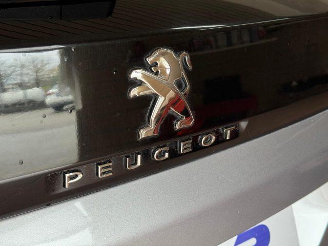 PEUGEOT 3008 PureTech Turbo 130 Allure 360/Full-led/Ambient lig