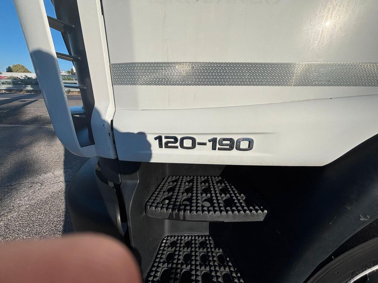 Iveco Eurocargo 120E190 motore euro 6 autotelaio