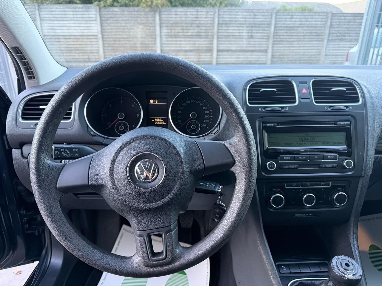 Volkswagen Golf 1.6 TDI DPF 5p. Highline