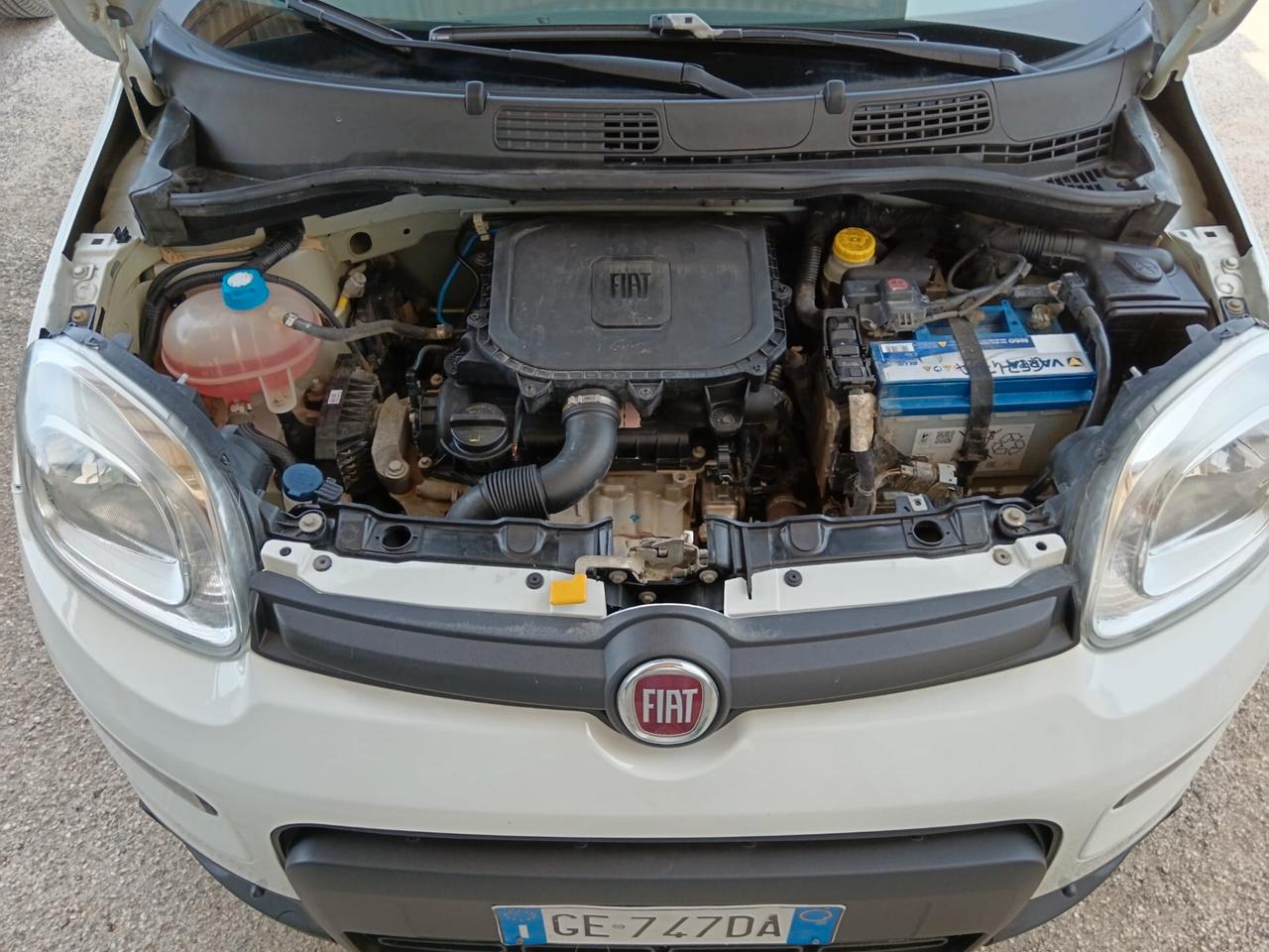 Fiat Panda 1.0 GSE S&S Hybrid Street Van 4 posti