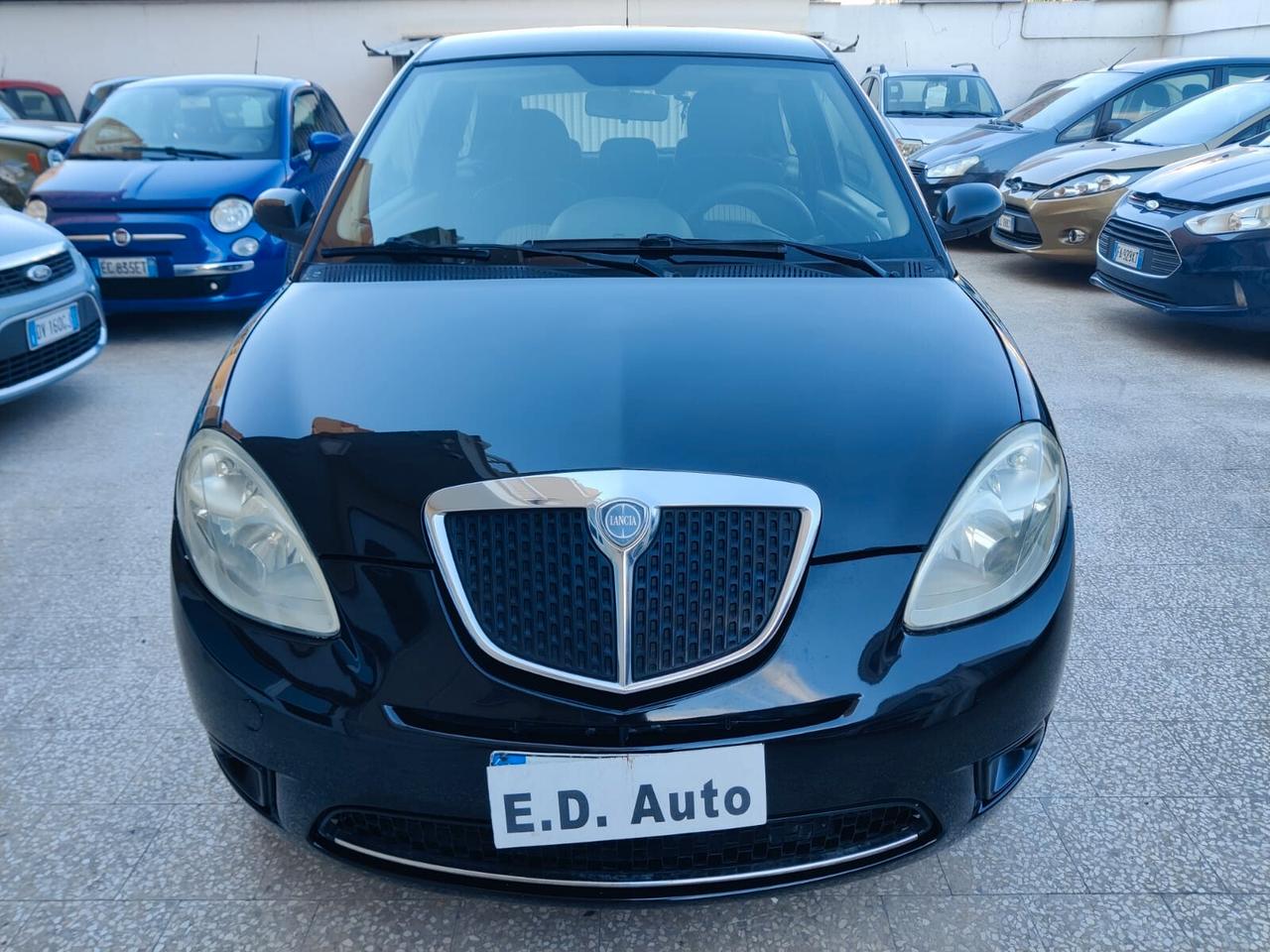 Lancia Ypsilon 1.2 benz/GPL