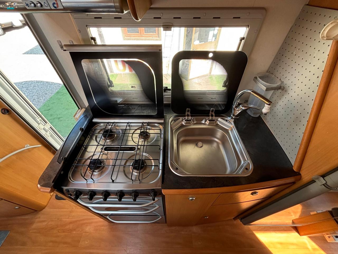 CI MIZAR 280 - MANSARDATO CON DINETTE FERRO DI CAVALLO IN CODA