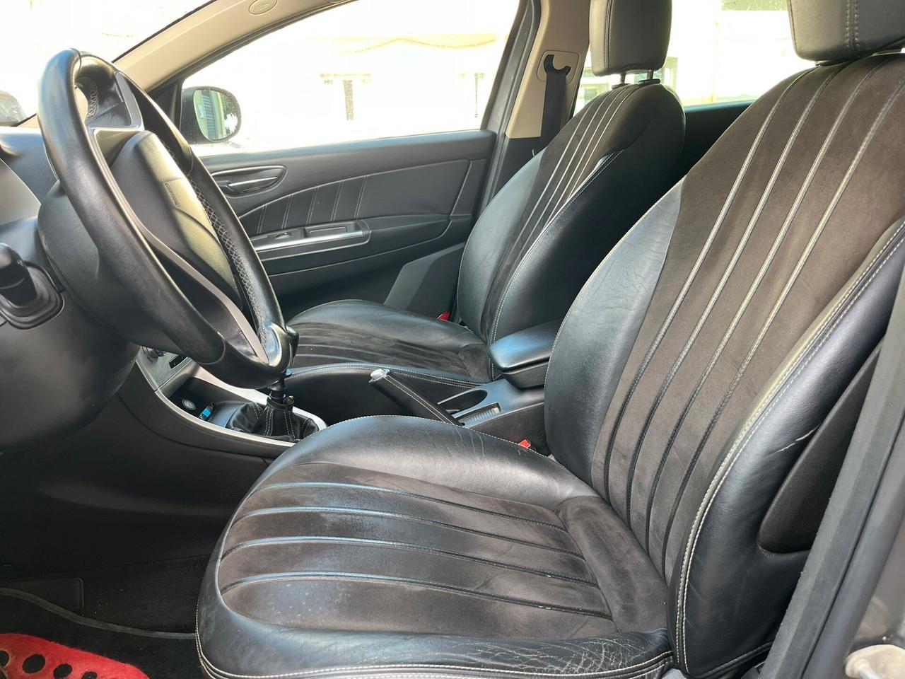 LANCIA DELTA 1.6 120 CV