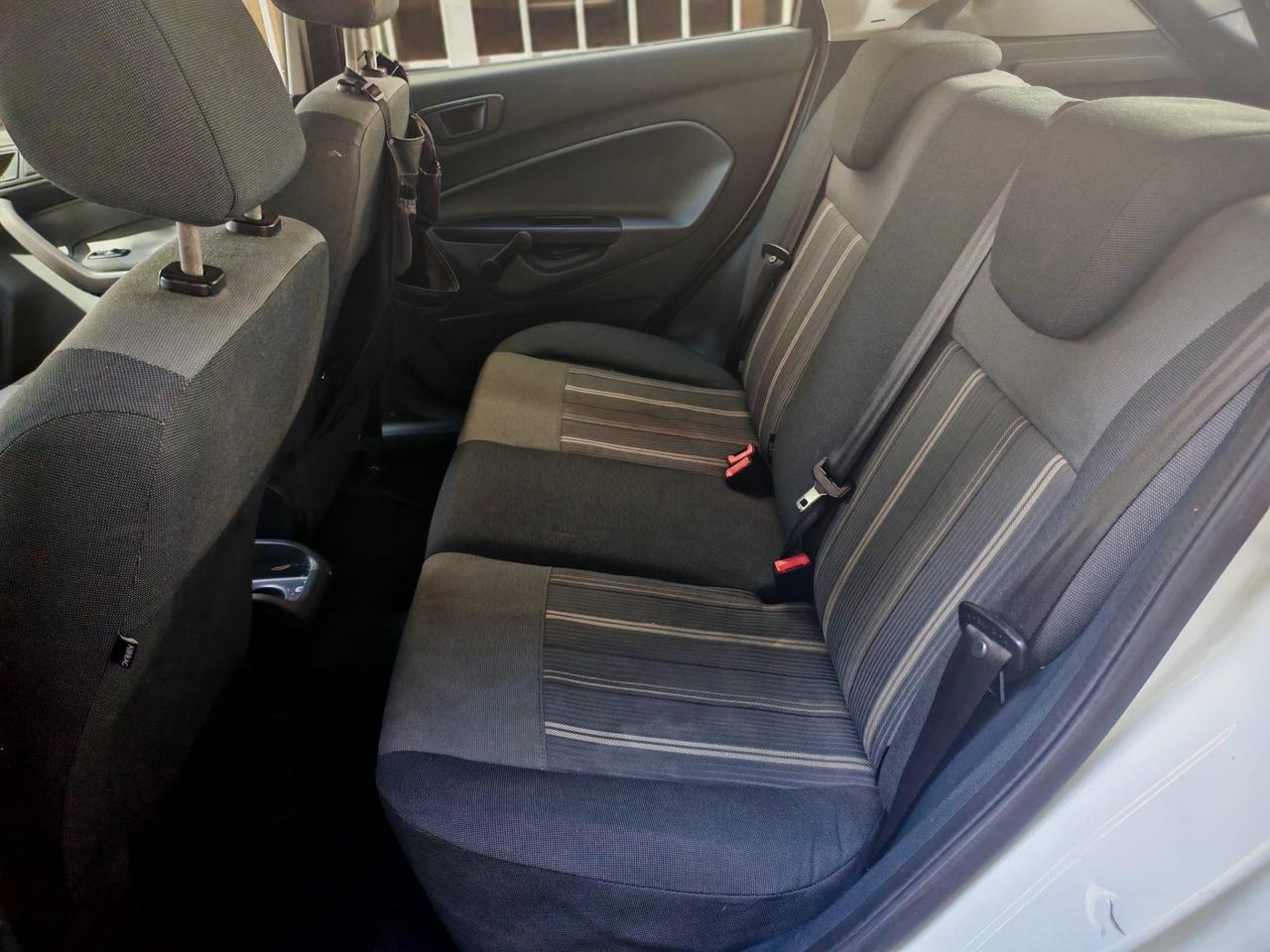 Ford Fiesta 1.4 TDCi 5p. Titanium