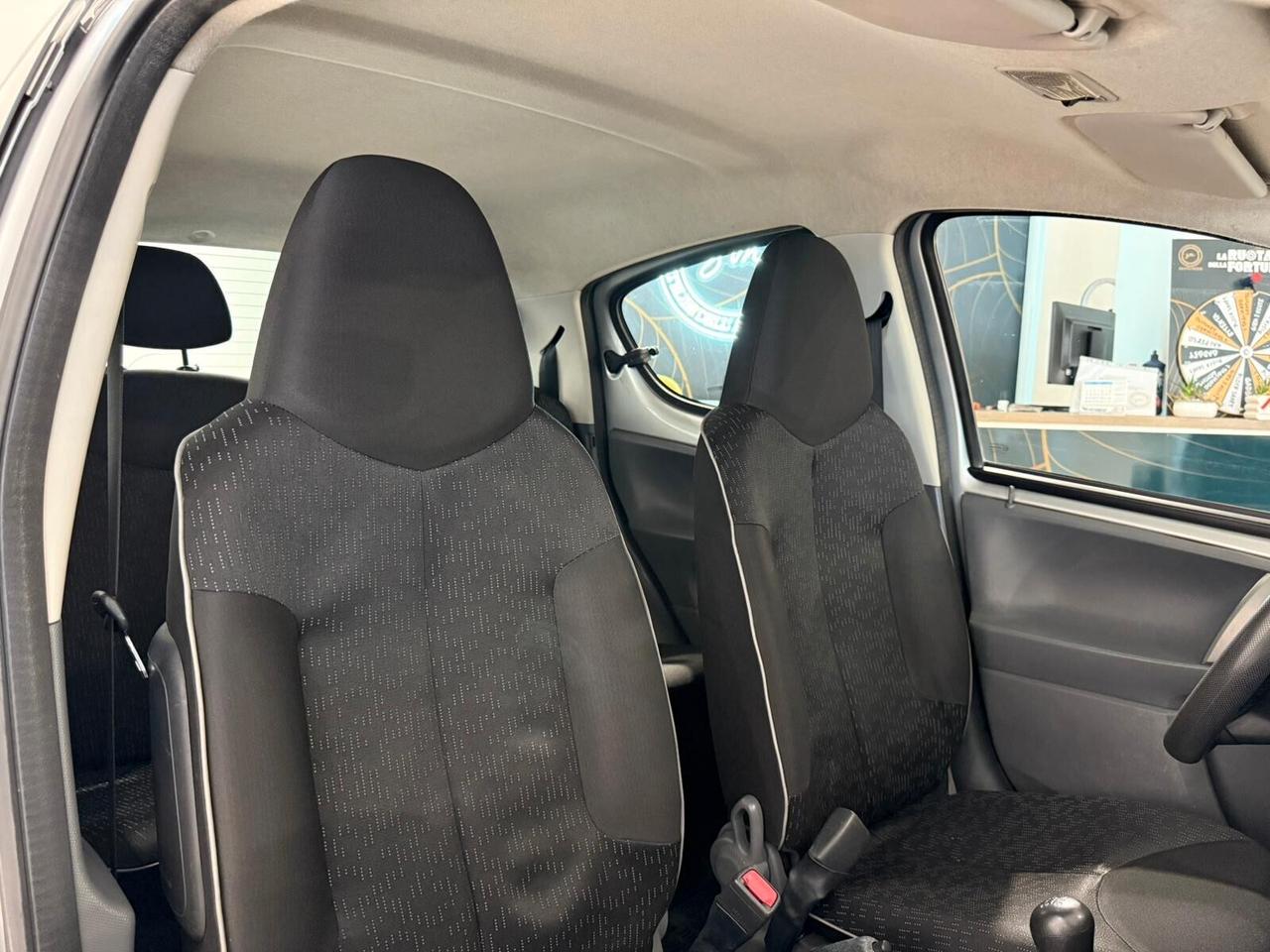 PEUGEOT 107 1.0 68 CV 5 PORTE ANNO 2010 OTTTIMA PER NEOPATENTATI