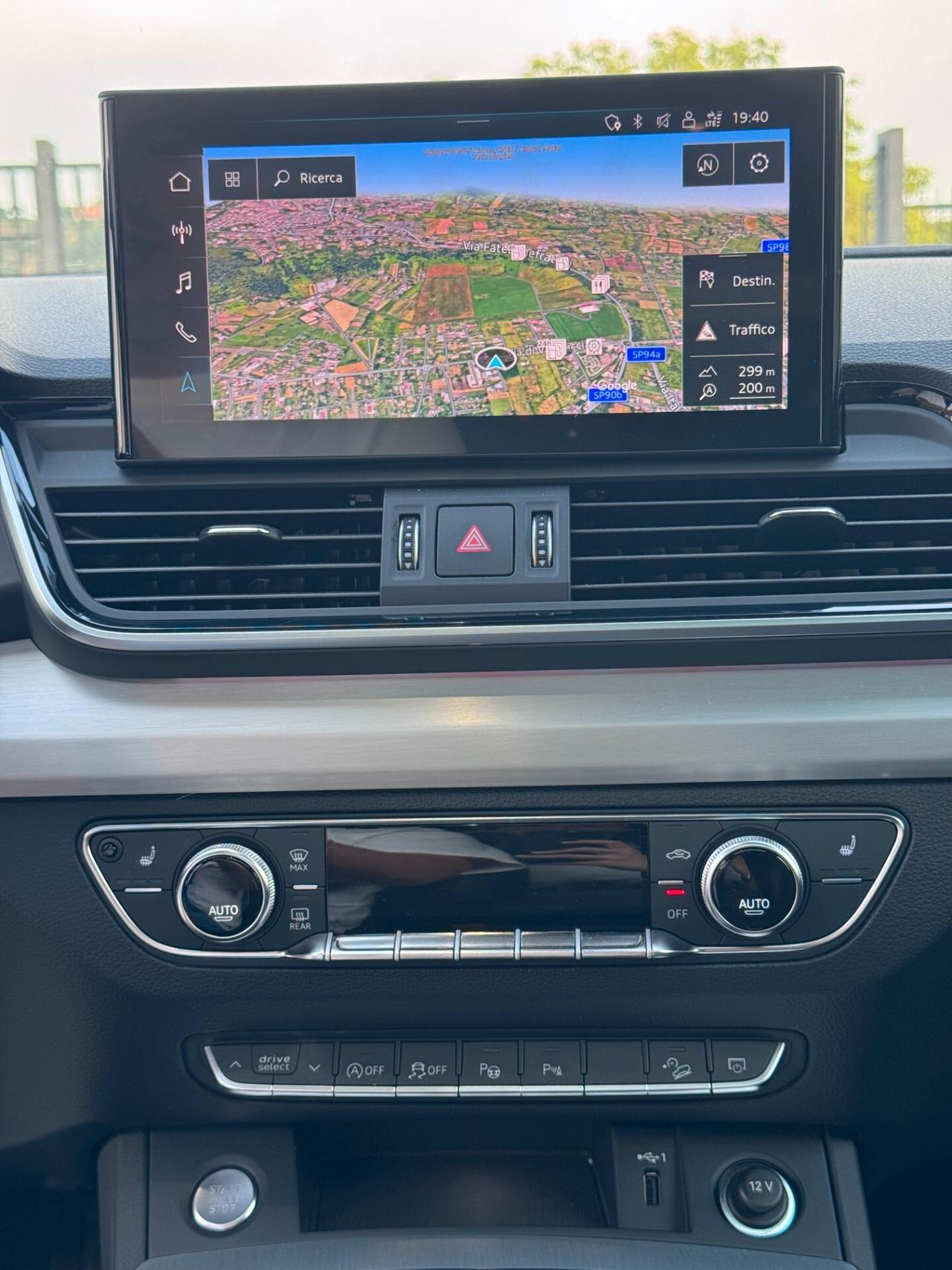 Audi Q5 40 TDI 204 CV quattro S tronic line - TETTO APRIBILE - PERFETTE CONDIZIONI