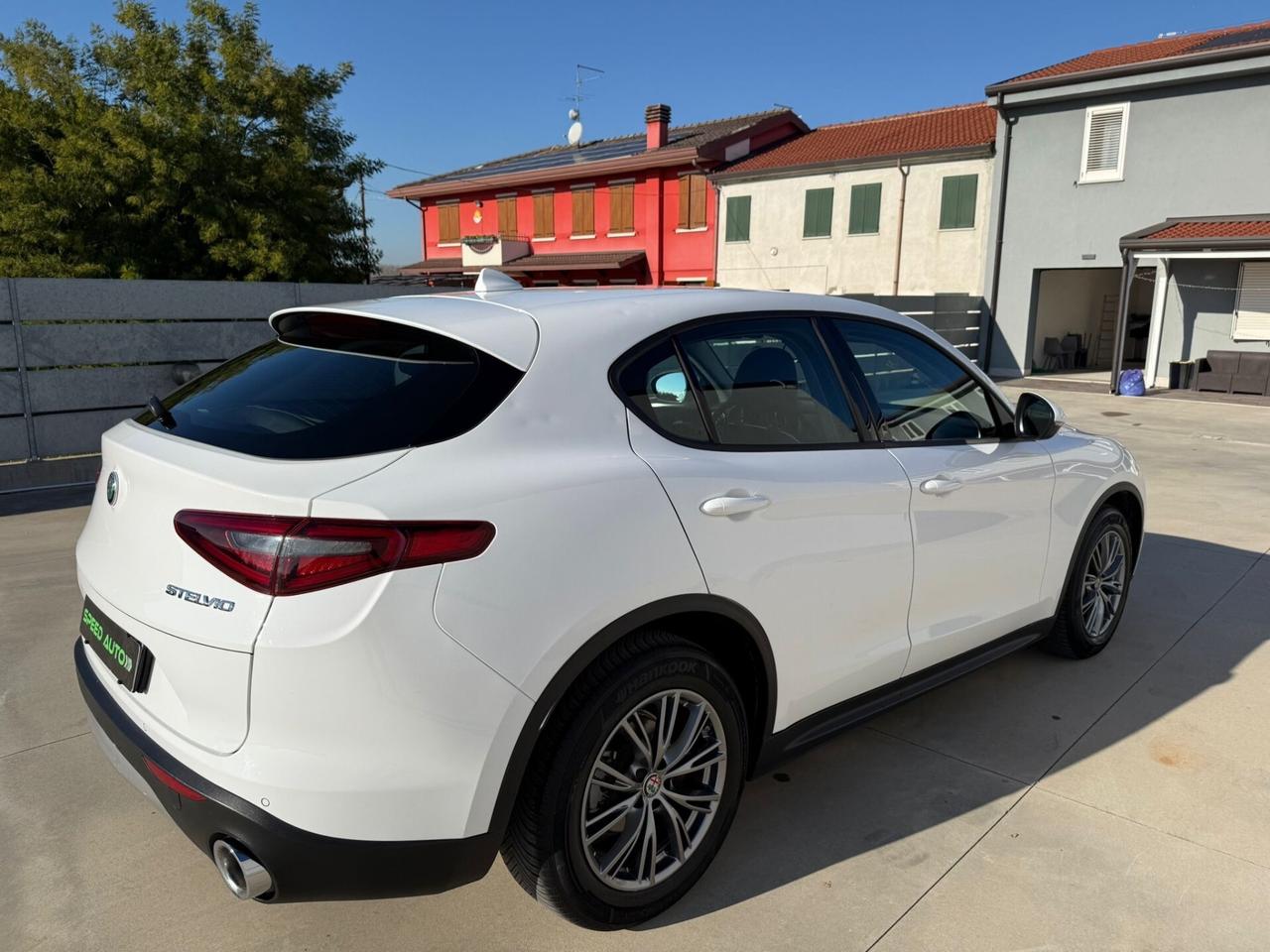 Alfa Romeo Stelvio 2.2 Turbodiesel 150 CV AT8 RWD Super