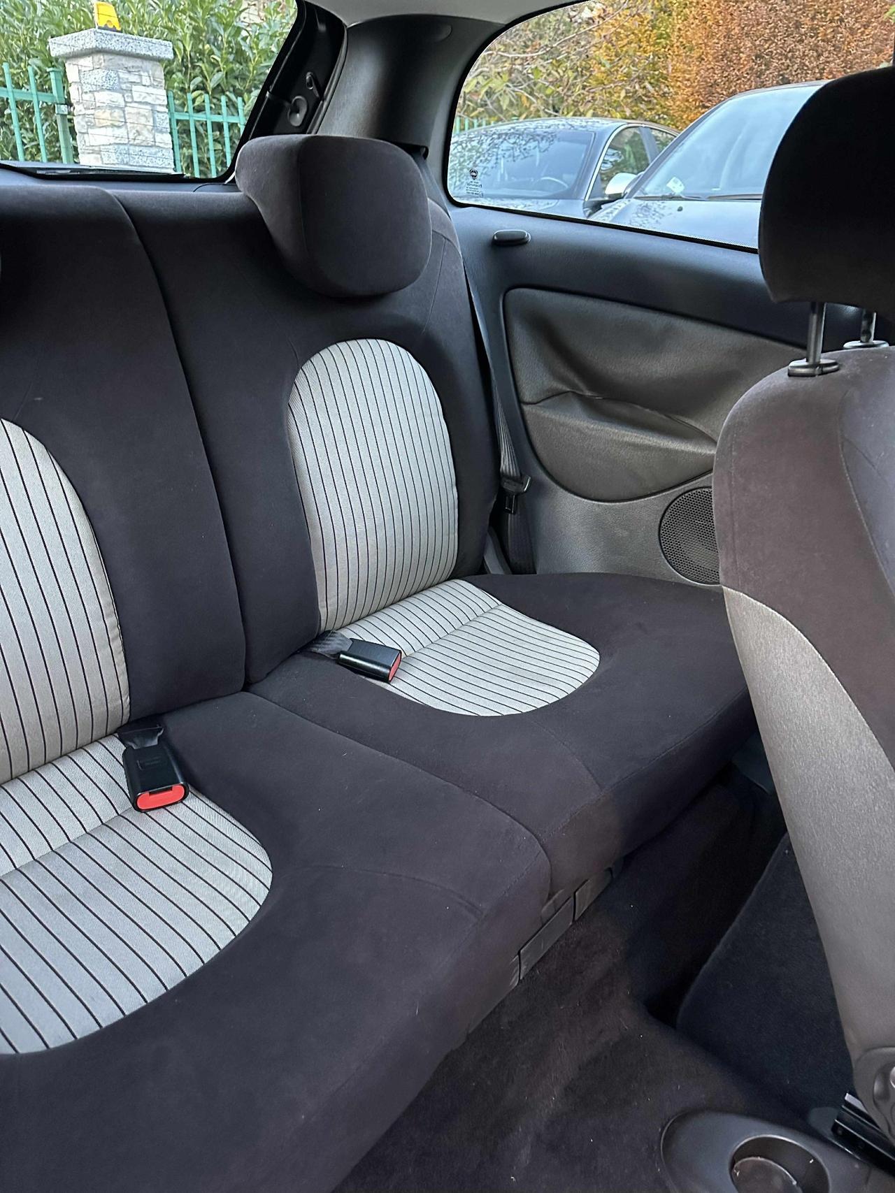 Lancia YPSILON 1.2 NEOPAT KMCERT