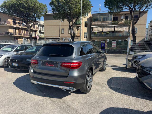 MERCEDES-BENZ GLC 220 d 4Matic Sport
