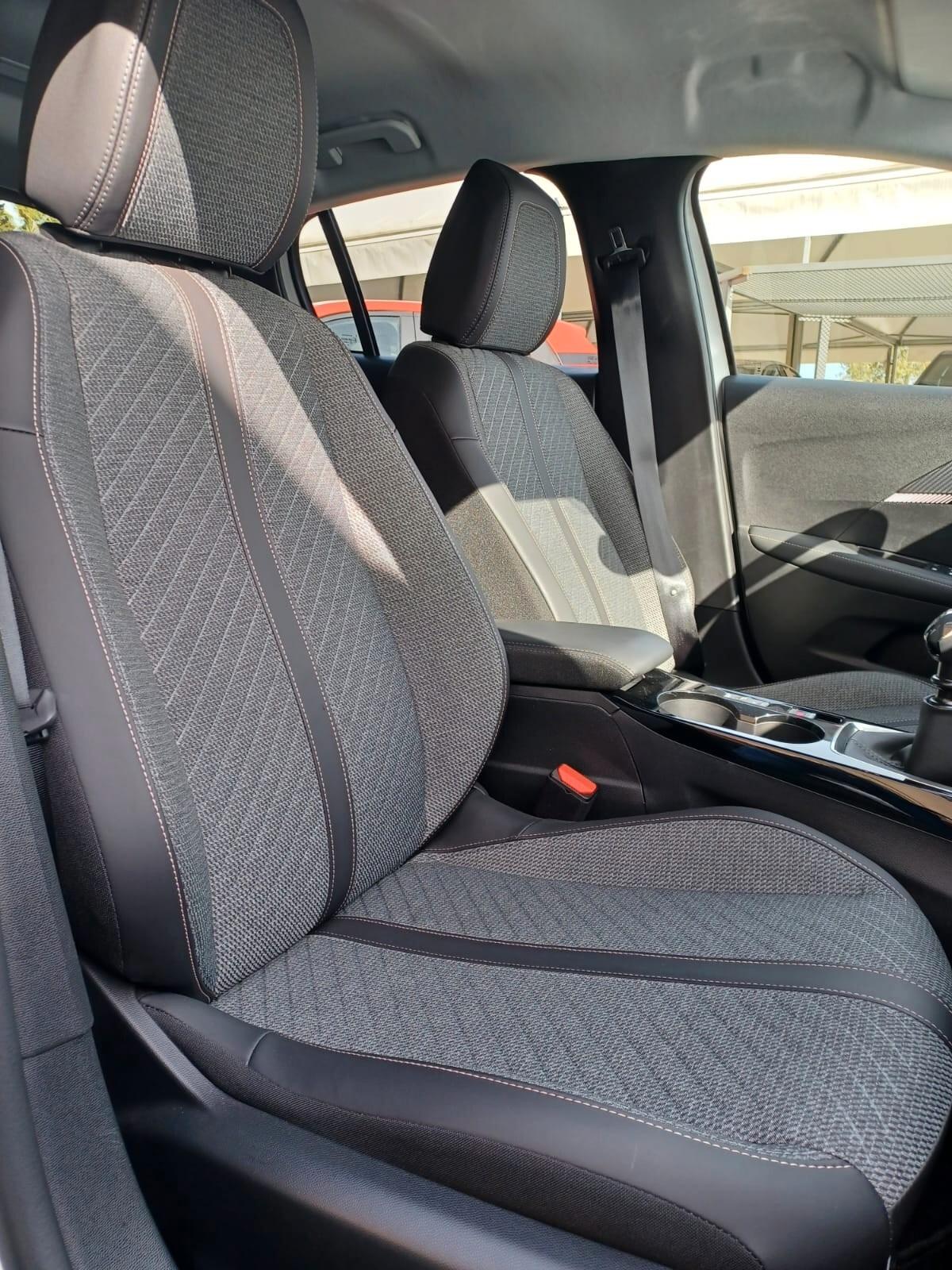 Peugeot 208 PureTech 100 Stop&Start 5 porte Allure