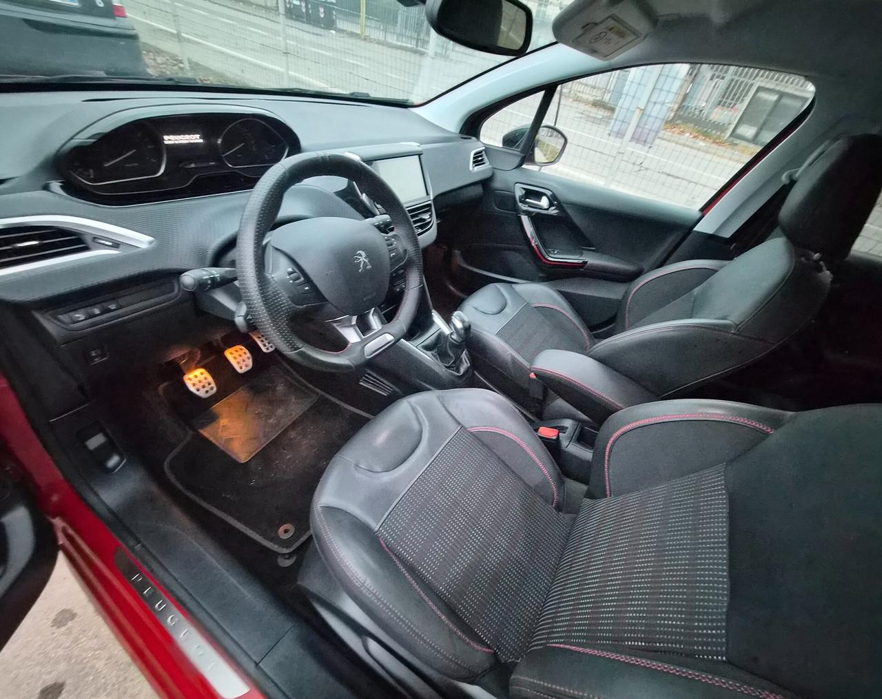 Peugeot 208 PureTech Turbo 110 S&S 5 porte GT Line