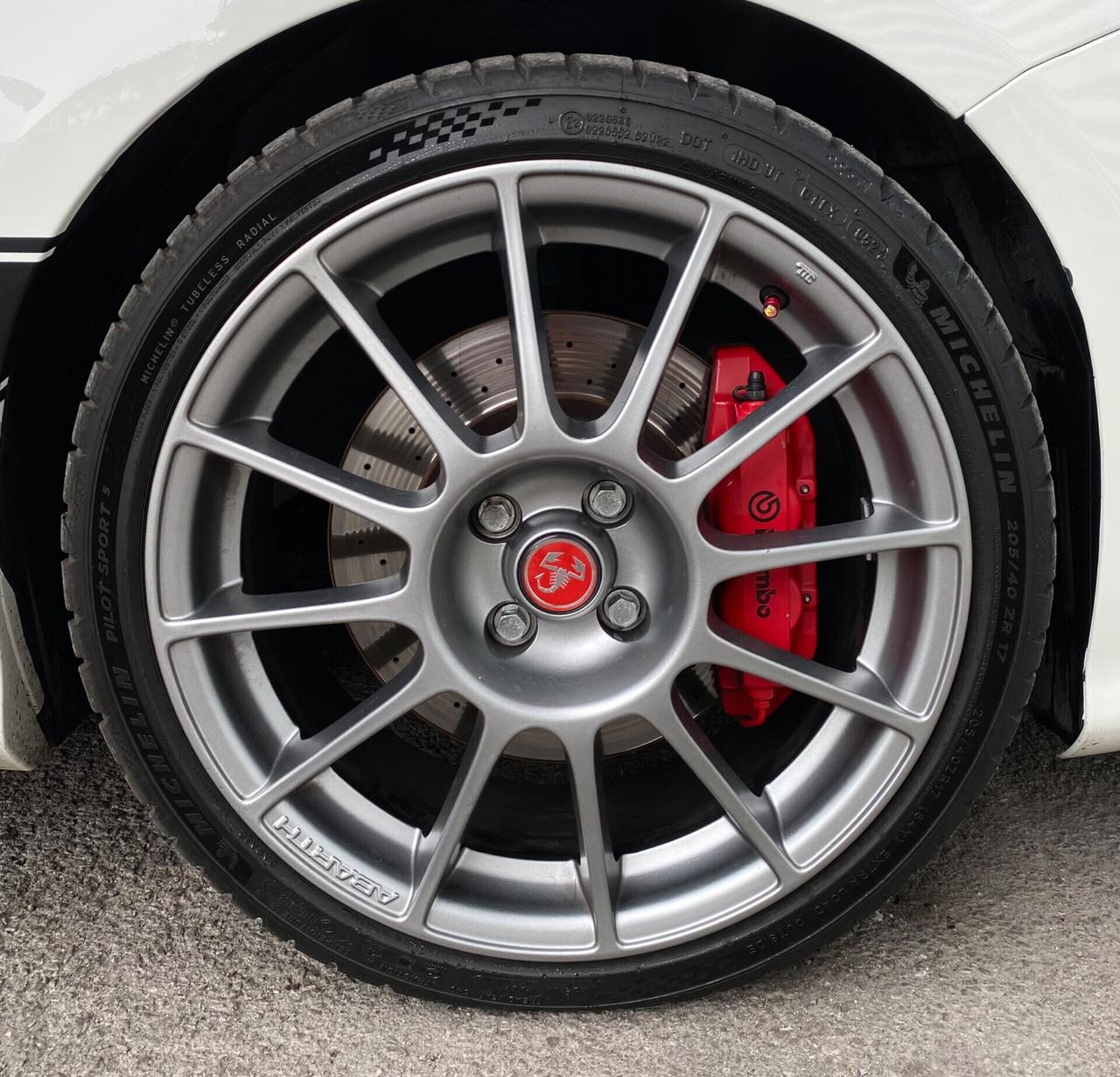 Abarth 595 1.4 Turbo T-Jet 180cv Competizione