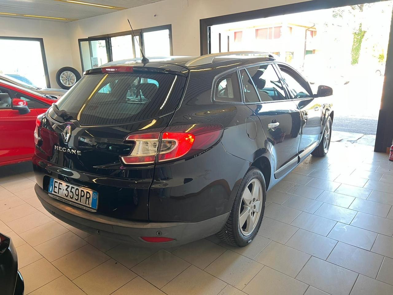 Renault Megane Mégane 1.5 dCi 110CV SporTour Confort