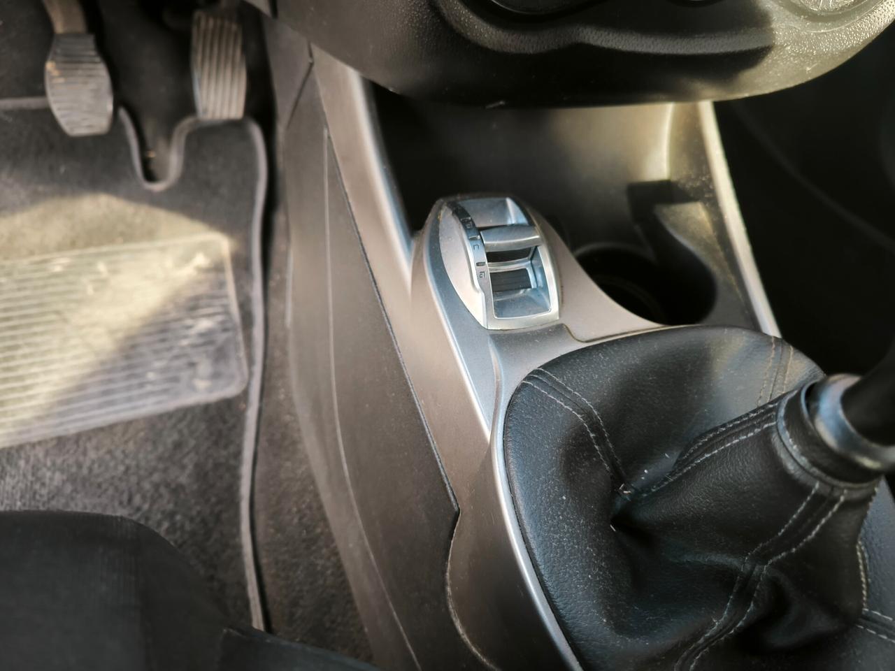 Alfa Romeo MiTo 1.3 JTDm-2 95 CV S&S Distinctive Sport Pack