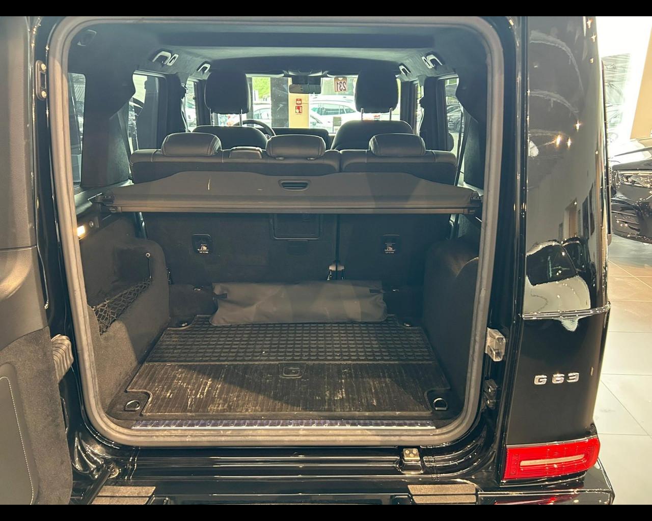 Mercedes-Benz Classe G - W463 2018 - G AMG 63 585cv auto