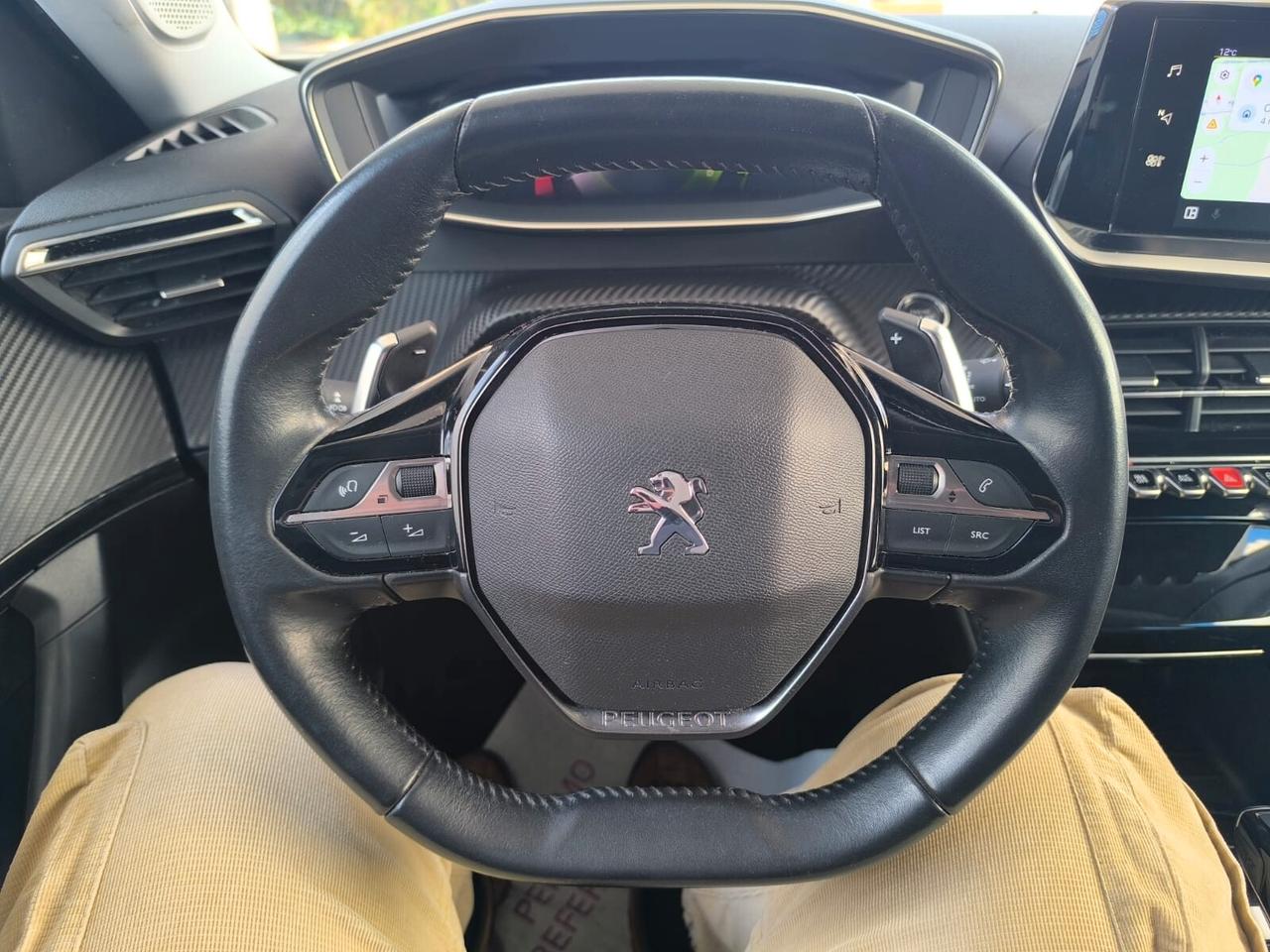 Peugeot 2008 BlueHDi 130 S&S EAT8 Allure Pack 2021