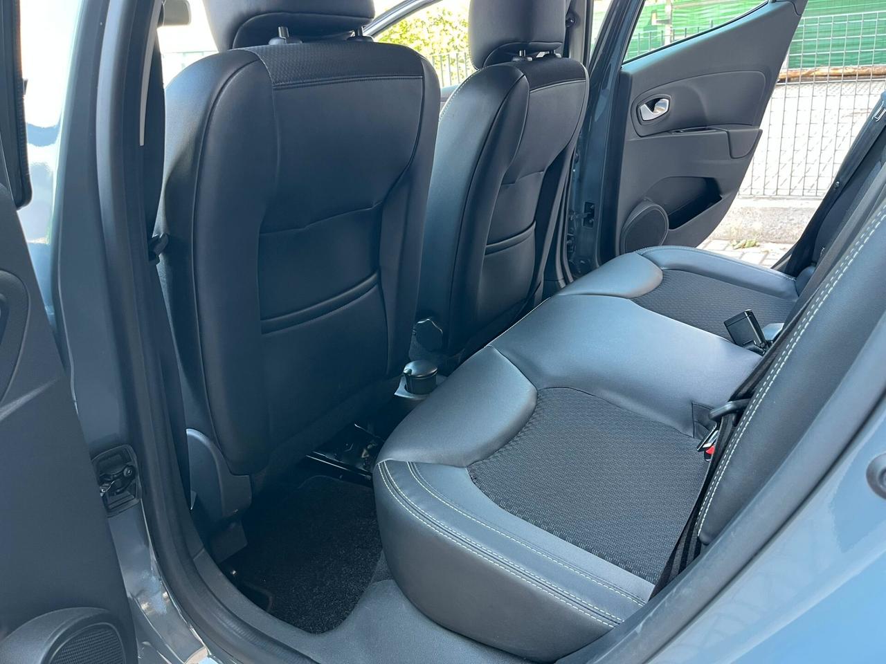 Renault Clio dCi 8V 90 CV Moschino ok neopatentati
