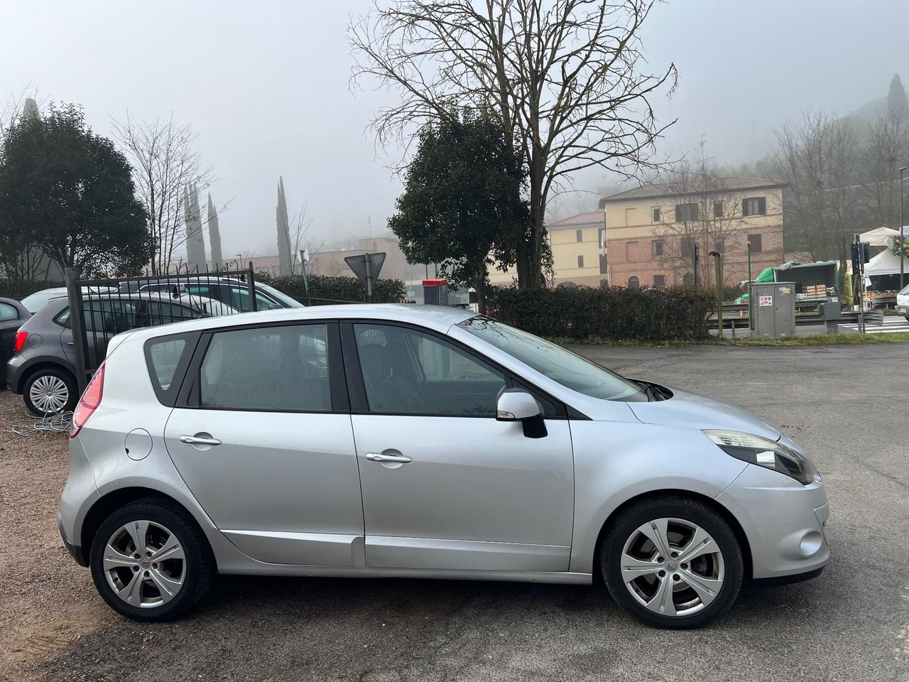 Renault Scenic Scénic 1.5 dCi 110CV Confort