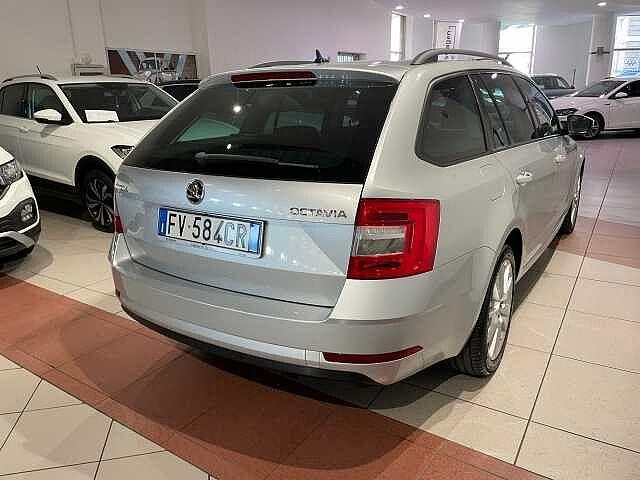 SKODA Octavia 1.6 TDI CR 115 CV DSG Wagon Style