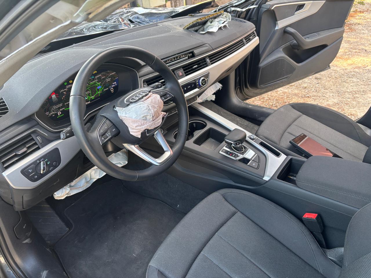 Audi A4 Avant 30 TDI/136 CV S tronic Business