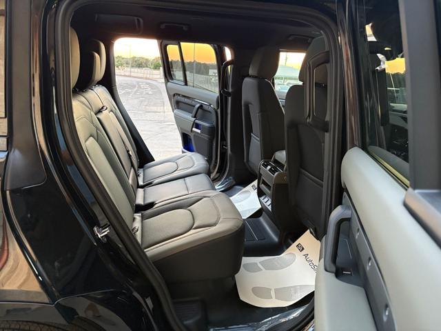 LAND ROVER Defender 110 3.0D I6 200 CV AWD Auto X-Dynamic SE TETTO PAN