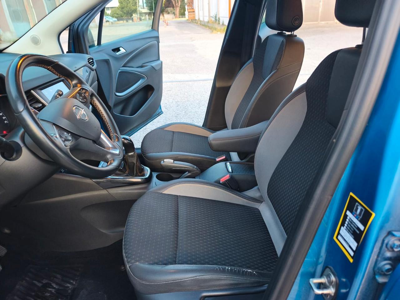Opel Crossland EcotecD 2017----1.6 Diesel